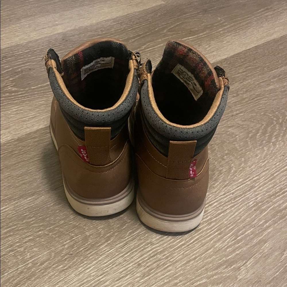 Levi's Kids Tan Lace-Up Boots - Picture 3 of 5